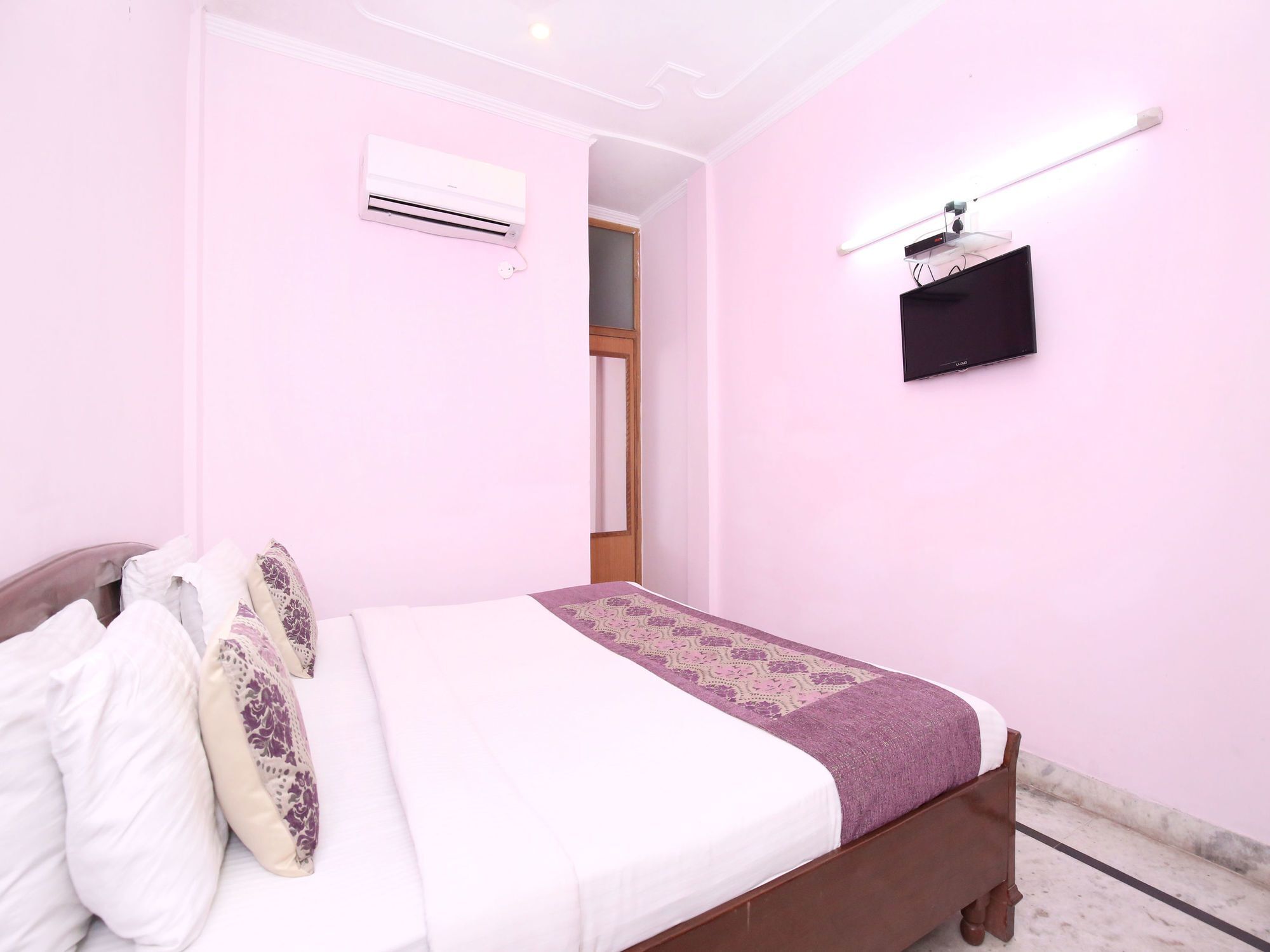 Oyo 6463 Hotel Dove Chandīgarh エクステリア 写真