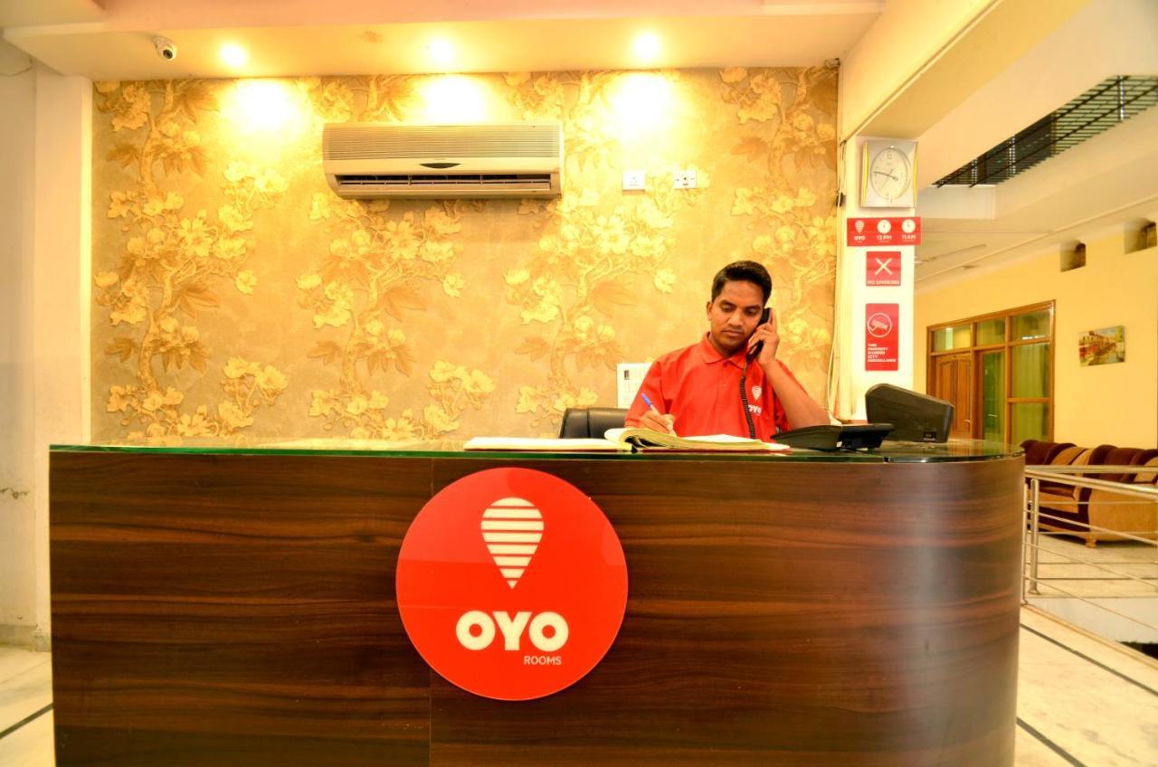 Oyo 6463 Hotel Dove Chandīgarh エクステリア 写真